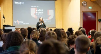 5 – Rencontre avec Amélie Bonnin au Lycée Balzac le 21/12/2023 